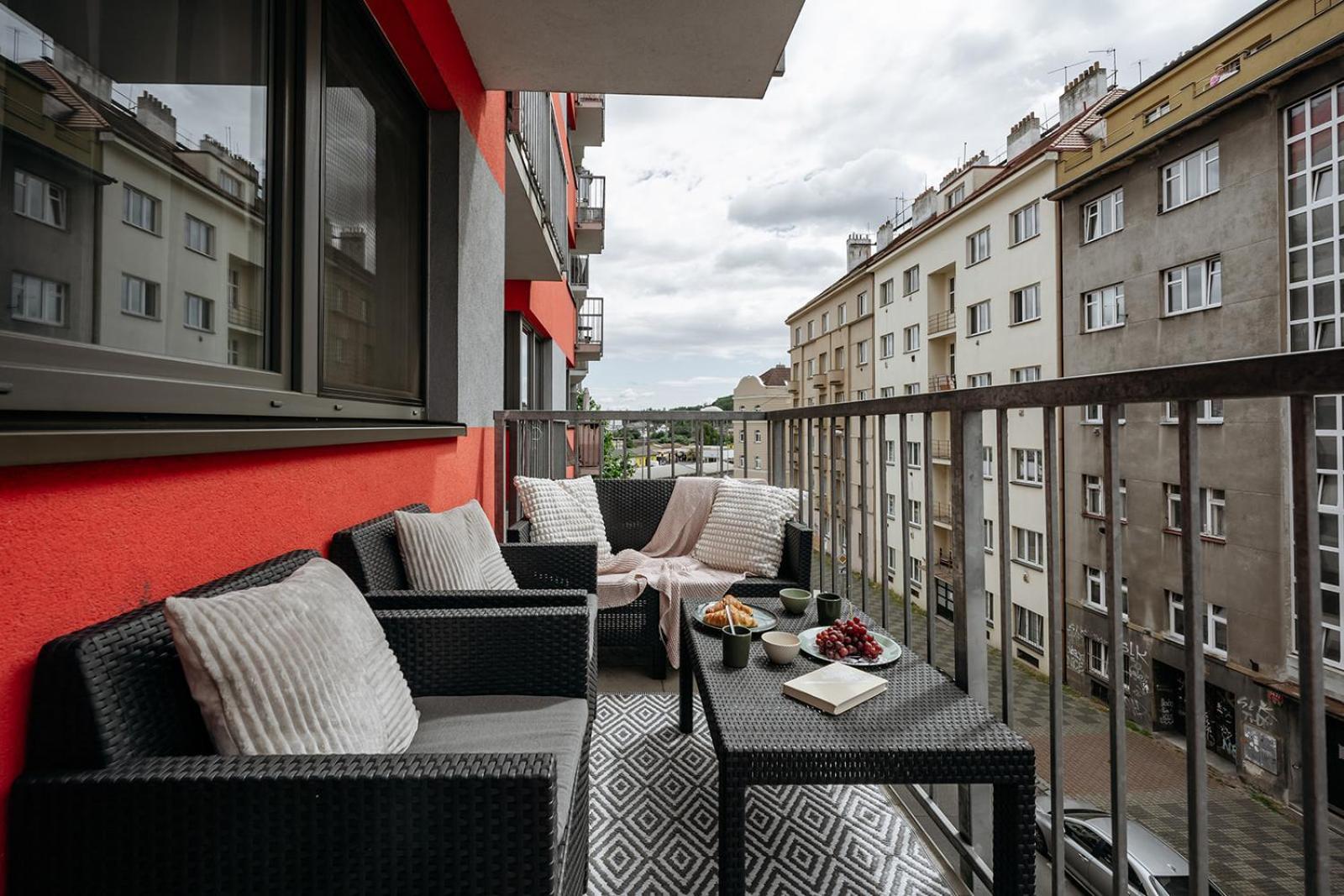 Prague Days - Bright Apartment - Balcony - Private Parking Praga Exterior foto